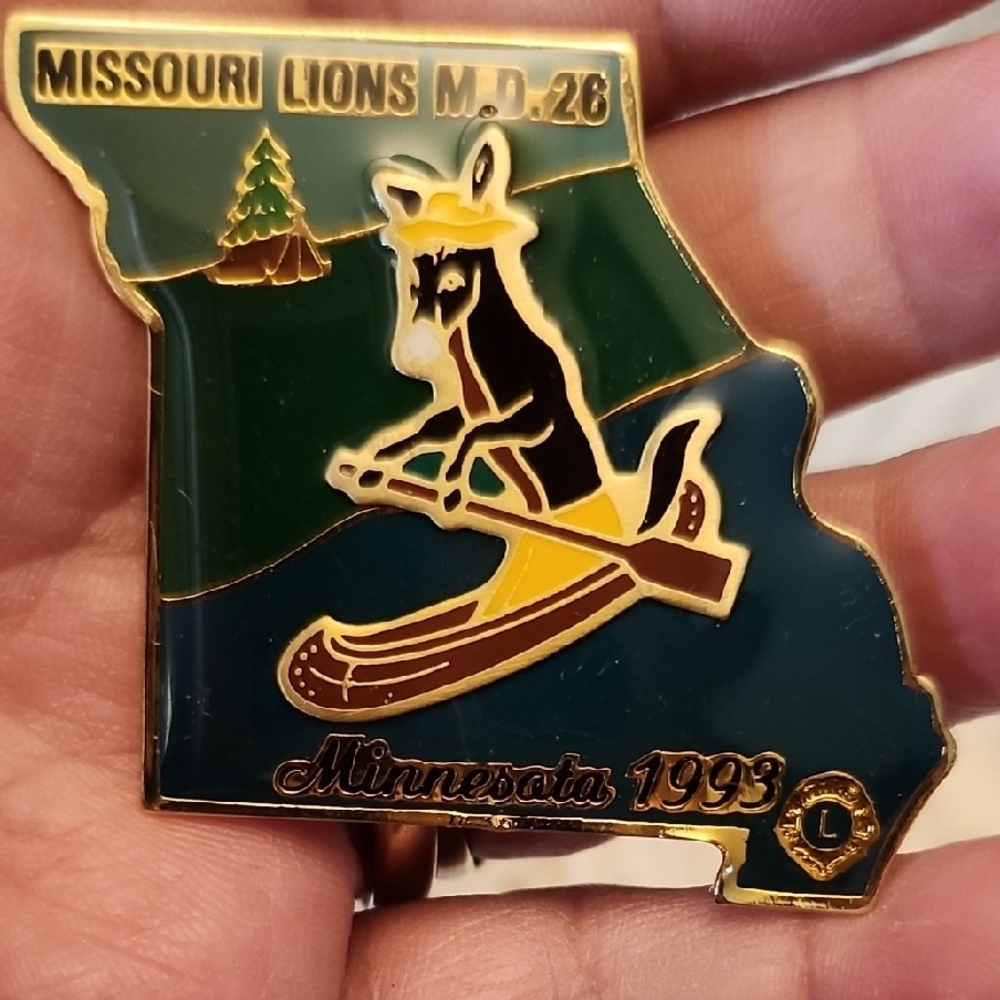 Vintage Missouri Lions Club M.D.26 Minnesota 1993 Souvenir Trading Pin